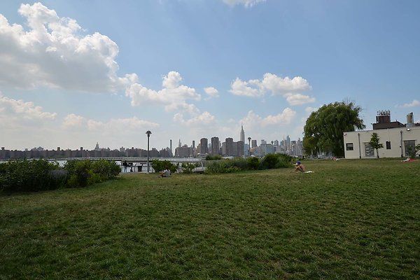 DSC 5741-1 - www.scout911.com