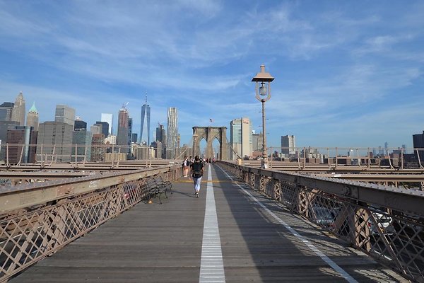 BROOKLYN BRIDGE