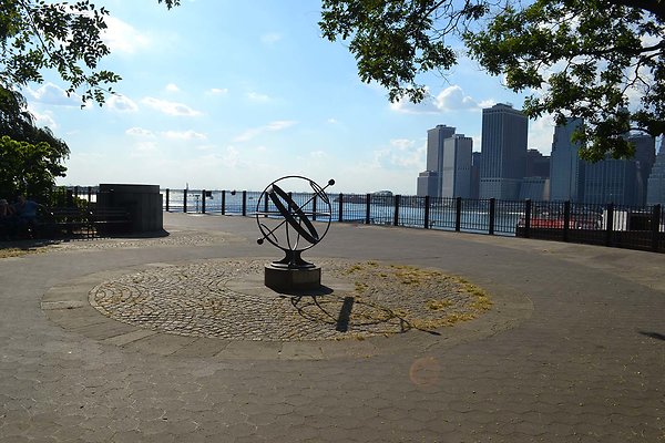 BROOKLYN HEIGHTS PROMENADE