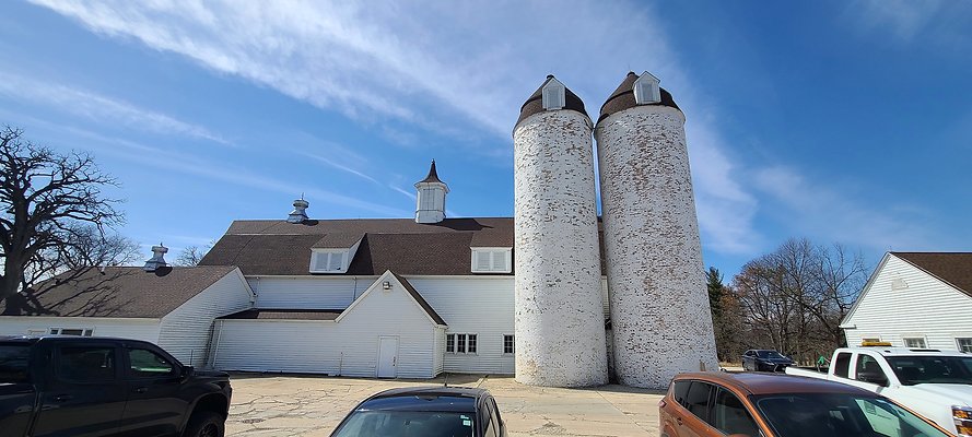 FARM - 27277 N Forest Preserve Rd Wauconda, IL