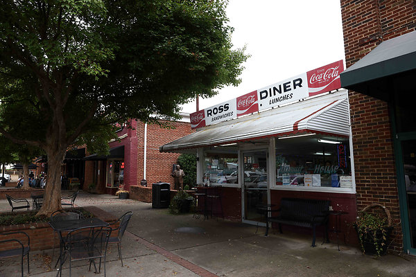 Ross Diner 0005