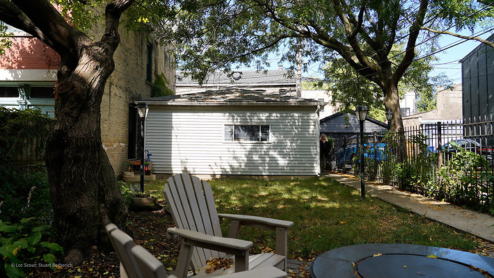 2128 W Schiller 6