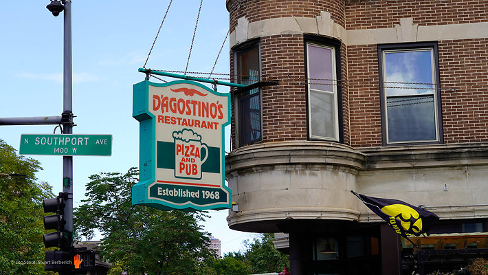 D&apos;Agistino&apos;s Pizza Wrigleyville 28
