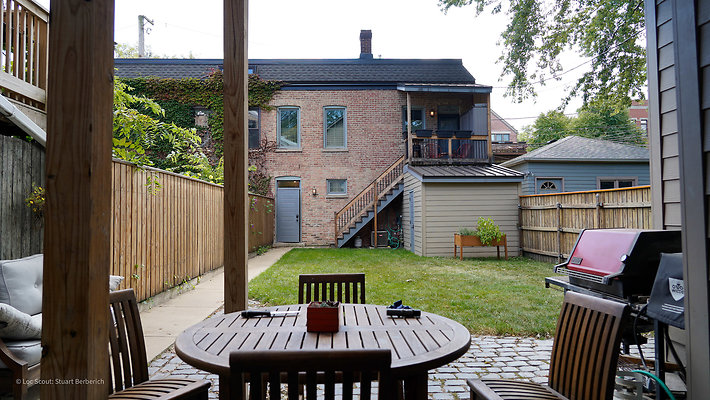 2131 W LeMoyne 7