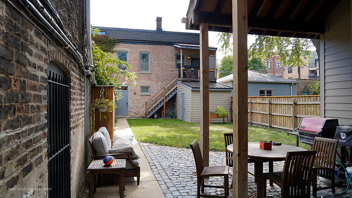 2131 W LeMoyne 6
