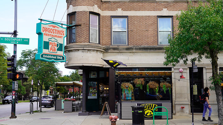 D&apos;Agistino&apos;s Pizza Wrigleyville 27