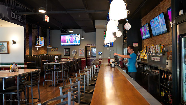 D&apos;Agistino&apos;s Pizza Wrigleyville 19