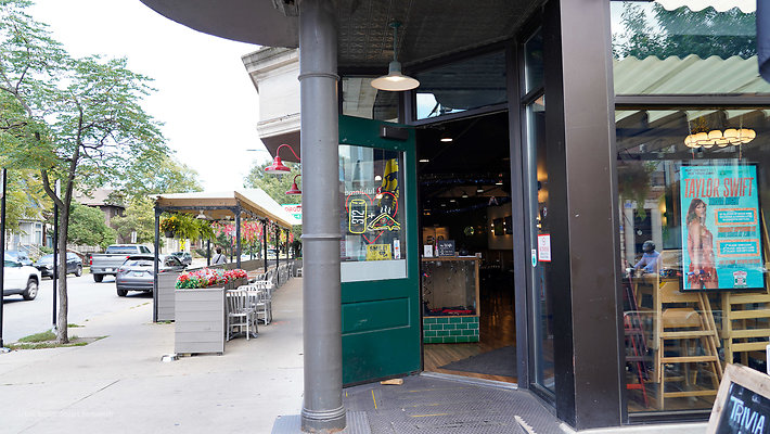 D&apos;Agistino&apos;s Pizza Wrigleyville 25