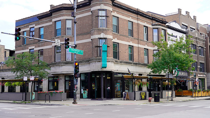 D&apos;Agistino&apos;s Pizza Wrigleyville 29
