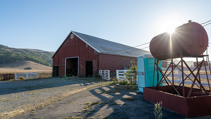 barn