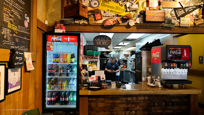 Bartoli&apos;s Pizza - PENDING