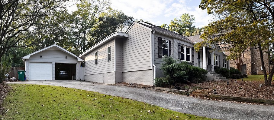 3440 Lee St. -06