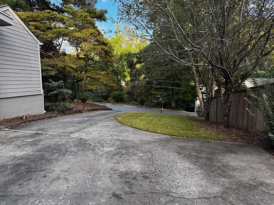 3440 Lee St. -14