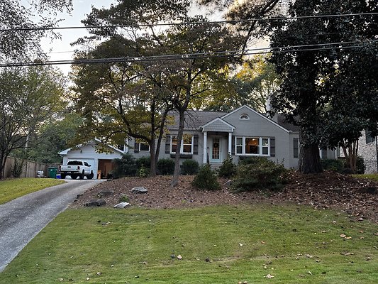 3440 Lee St. -02