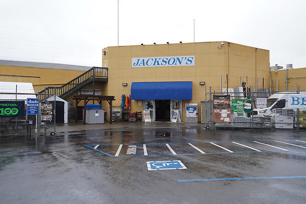 Jacksons Hardware - San Rafael