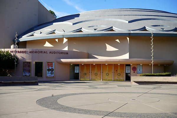 marincentersanrafael - 72