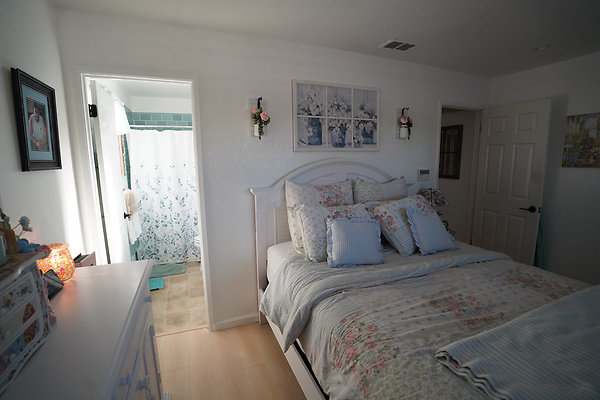 julietpetaluma - 25 julietpetaluma - 25