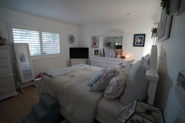 julietpetaluma - 24 julietpetaluma - 24