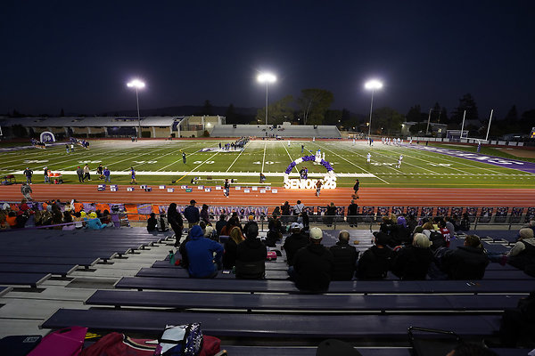 petalumahighfootball - 102 petalumahighfootball - 102