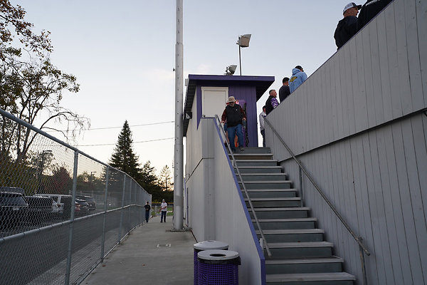 petalumahighfootball - 17 petalumahighfootball - 17